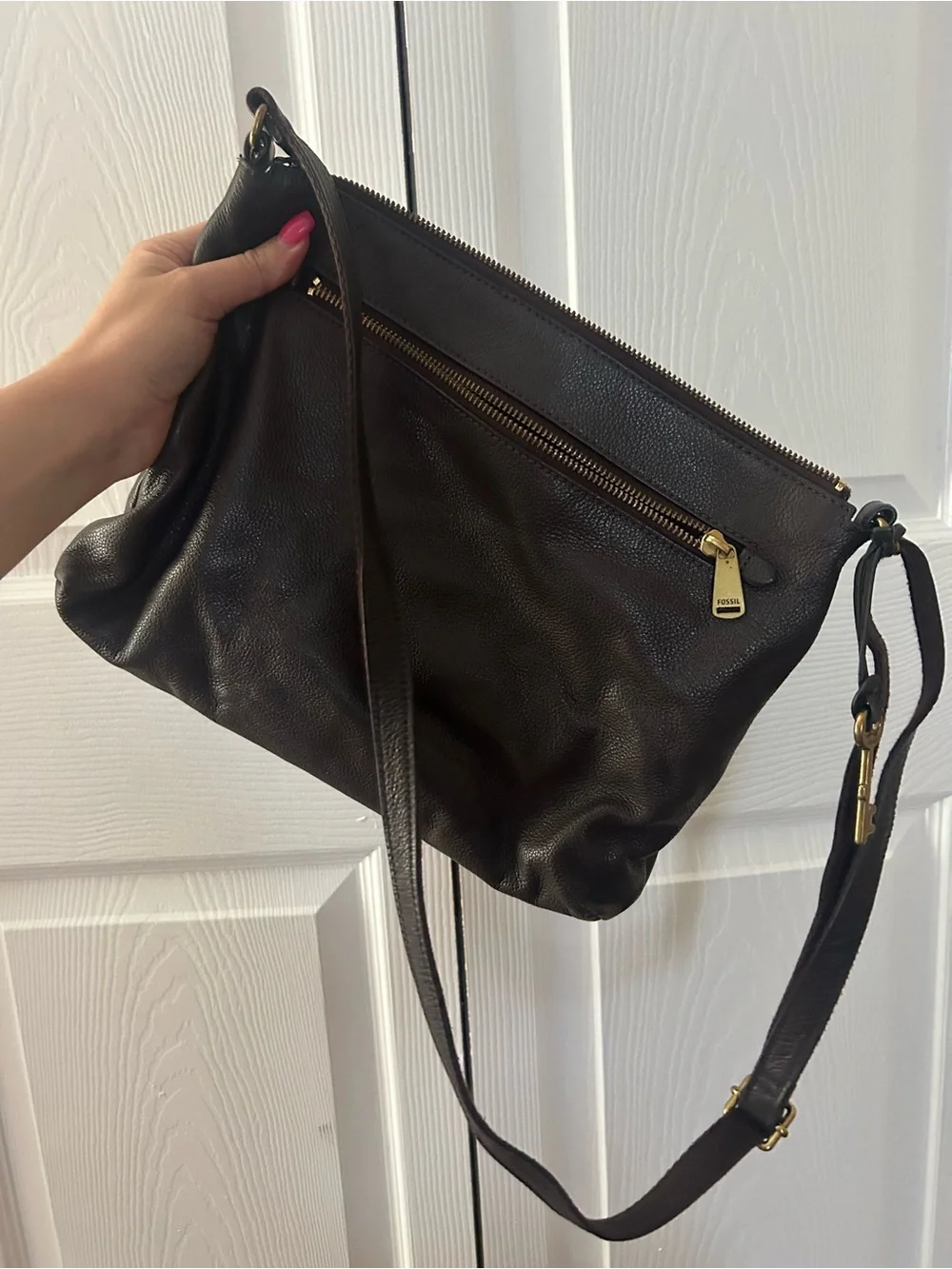 Fossil Leather Crossbody with Brown and Cream Front Pocket